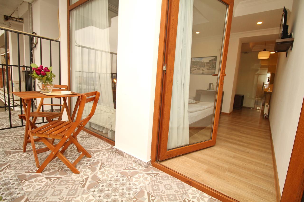 Tbilisi View Hotel ภายนอก รูปภาพ