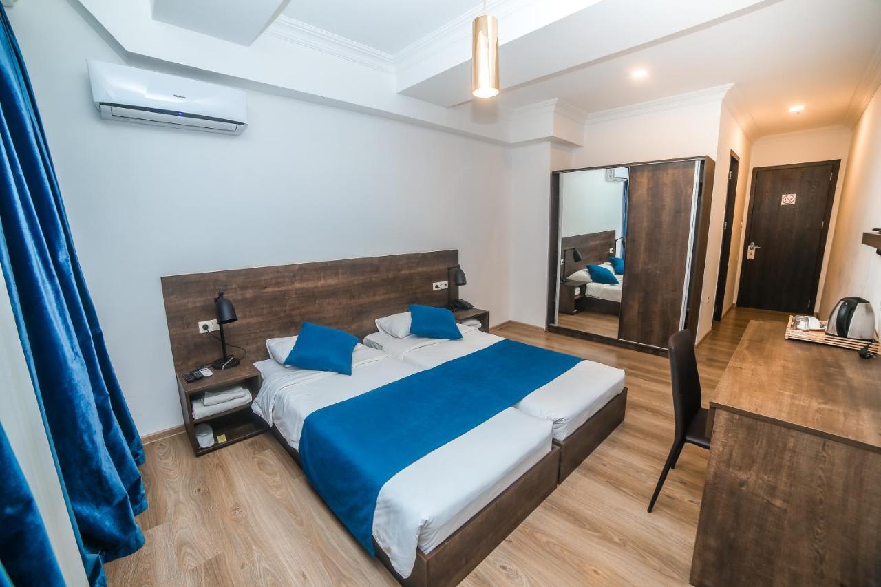 Tbilisi View Hotel ภายนอก รูปภาพ