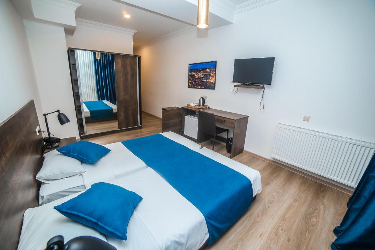 Tbilisi View Hotel ภายนอก รูปภาพ